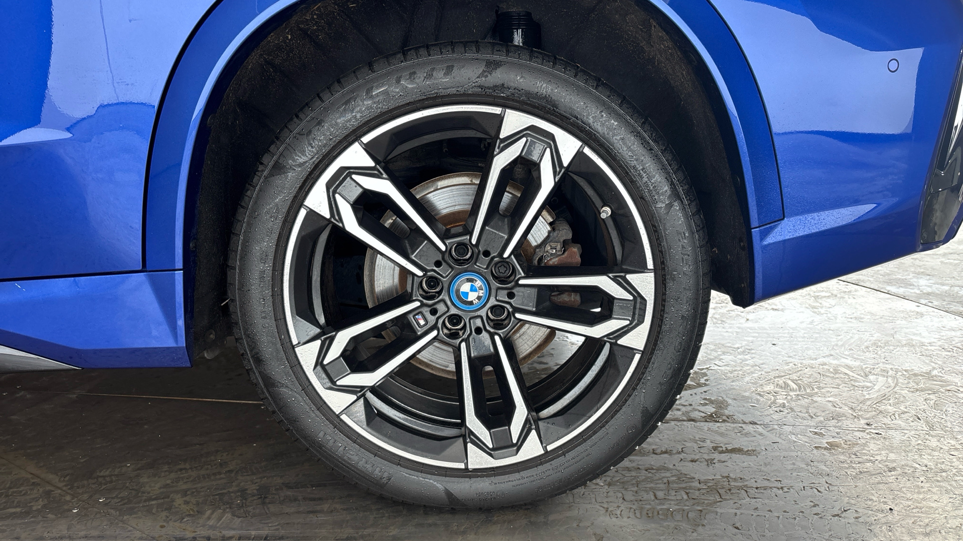 4027496 230kW xDrive30 M Sport 65kWh 5dr Auto [22kWCh]