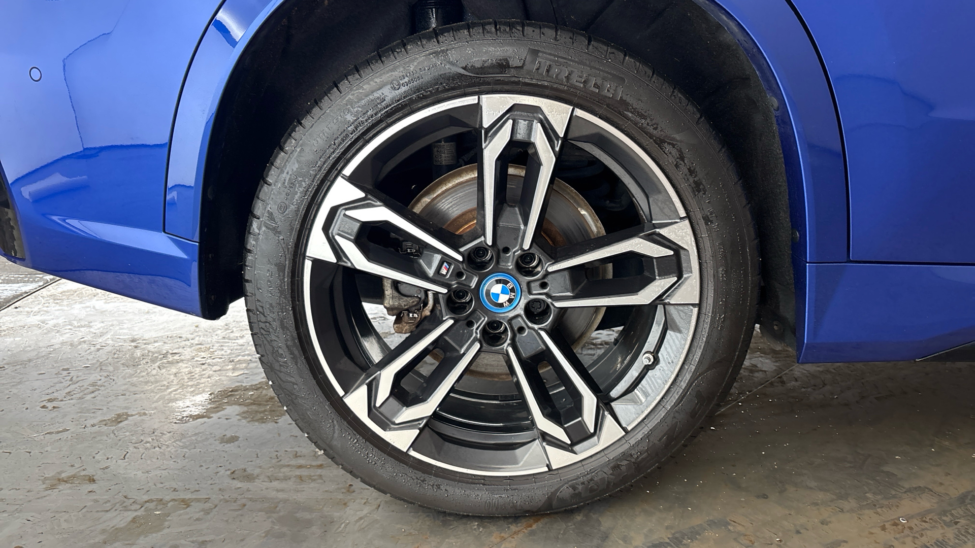 4027496 230kW xDrive30 M Sport 65kWh 5dr Auto [22kWCh]