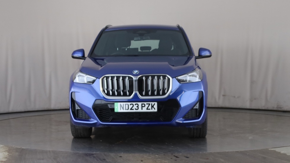 BMW iX1 Image 8
