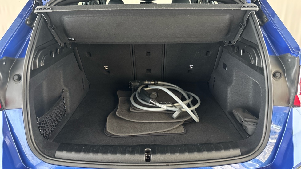 BMW iX1 Image 15