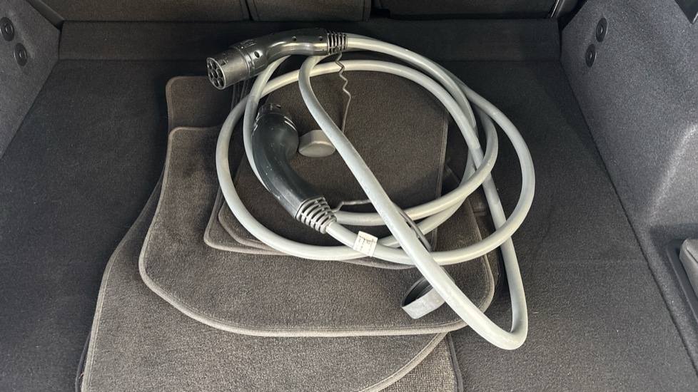 BMW iX1 Image 22