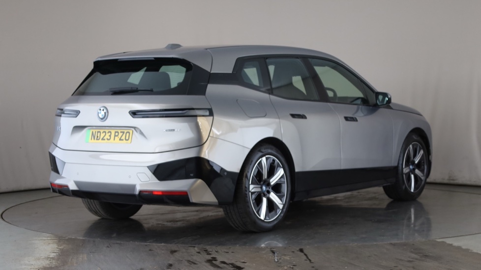 BMW iX Image 5