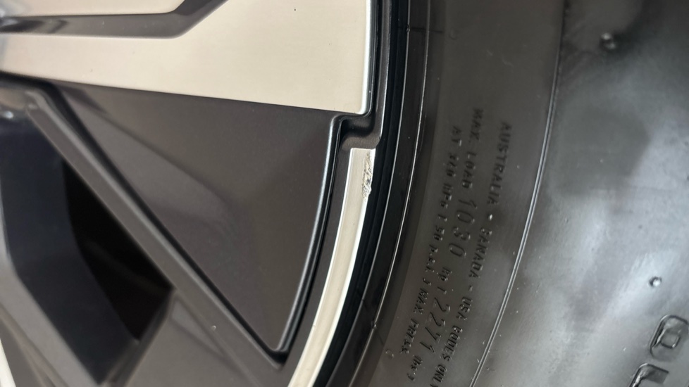 BMW iX Scuff