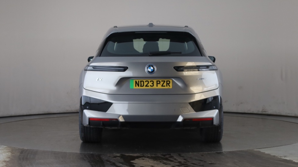 BMW iX Image 4