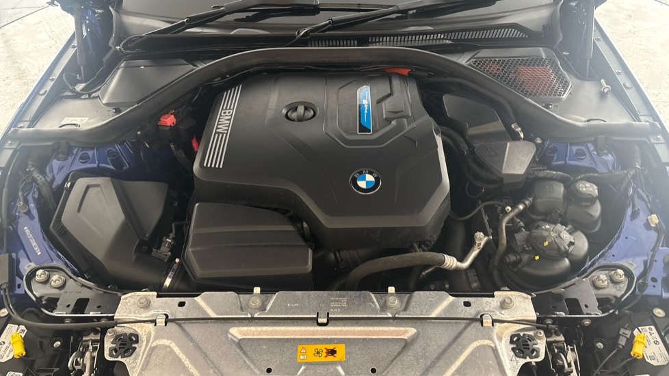 BMW 3 SERIES Image 16