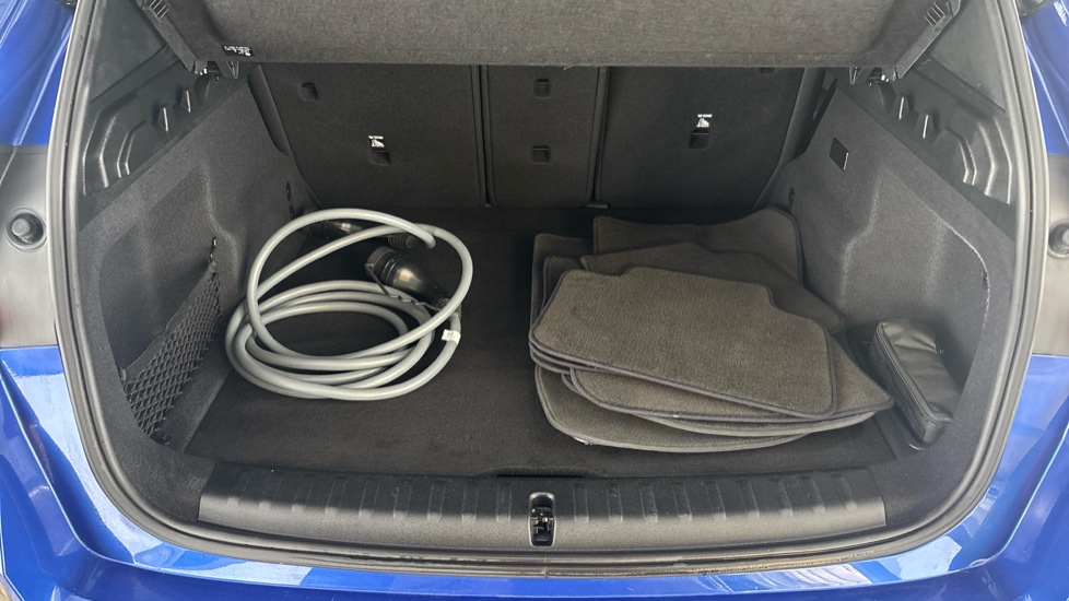 BMW iX1 Image 15