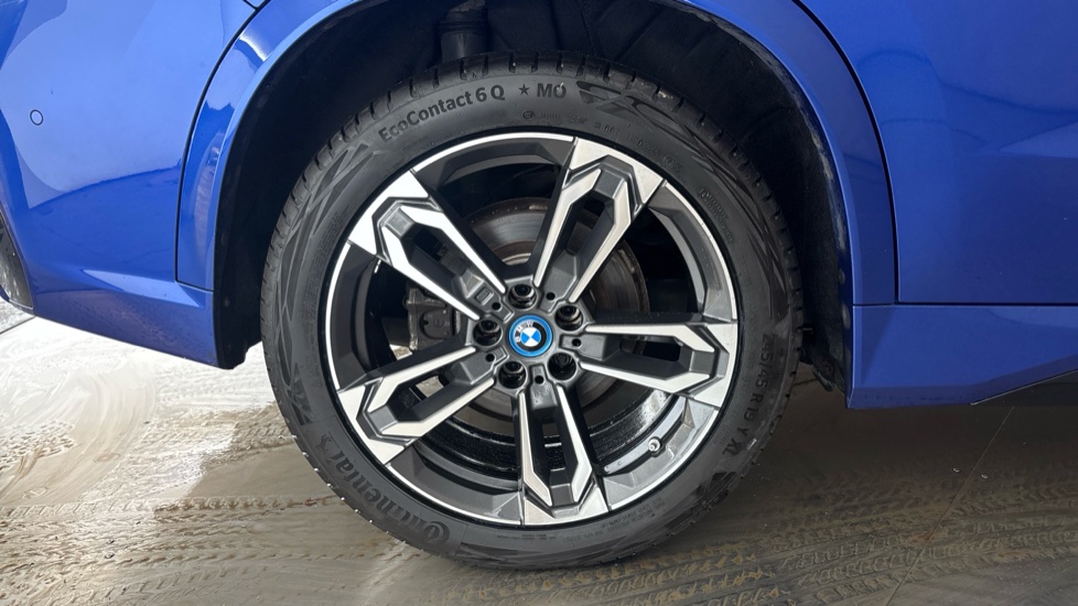 BMW iX1 Image 19