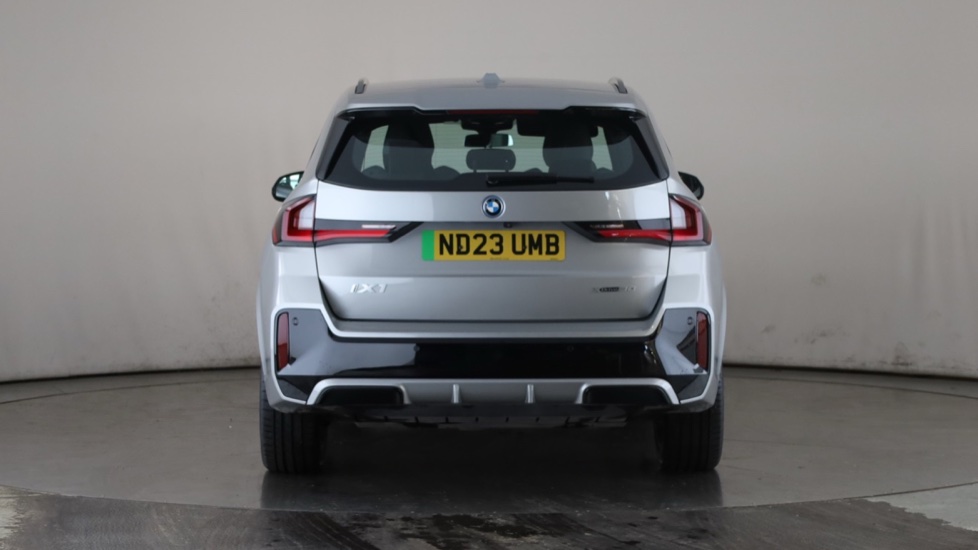 BMW iX1 Image 4