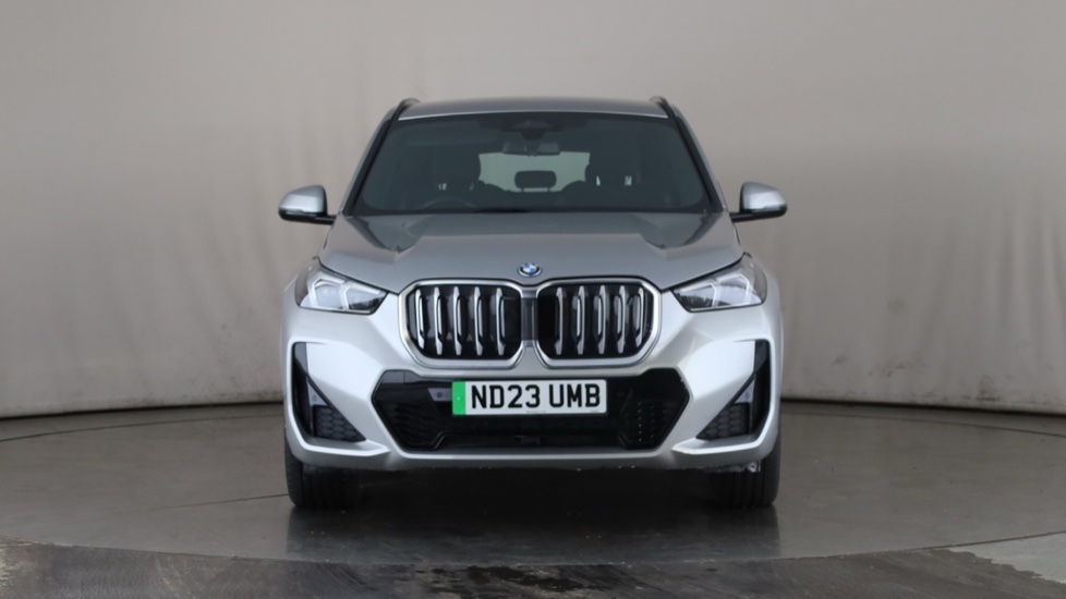 BMW iX1 Image 8