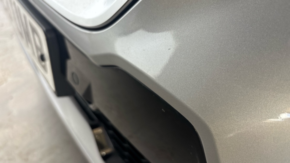 BMW iX1 chips