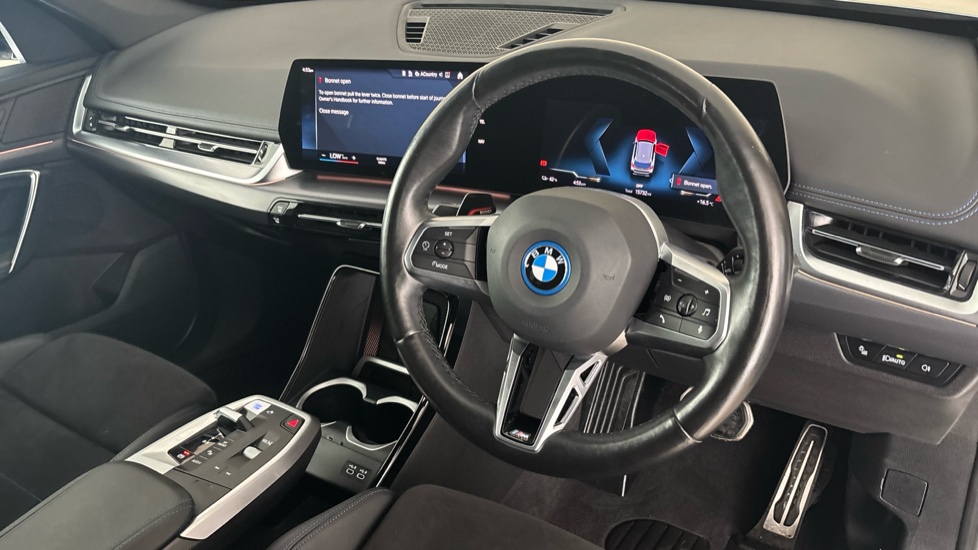 BMW iX1 Image 9