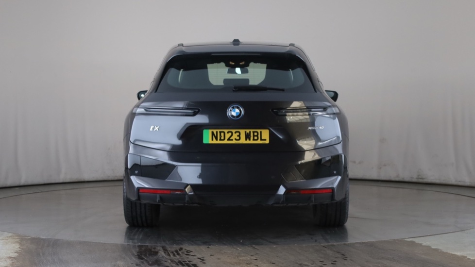 BMW iX Image 4