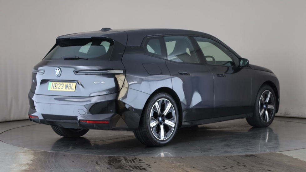 BMW iX Image 5