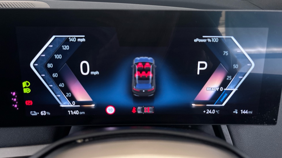 BMW iX Image 13