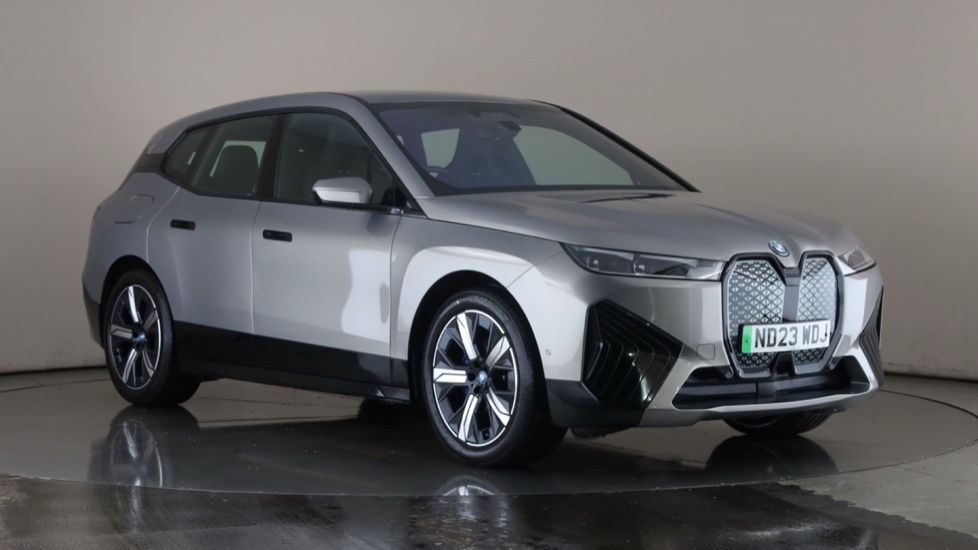 BMW iX Image 7