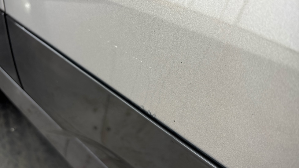 BMW iX chips and scratches