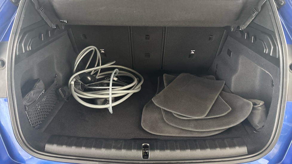 BMW iX1 Image 15