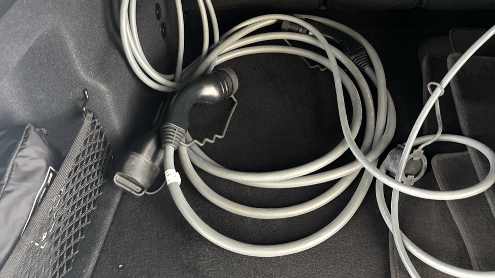 BMW iX1 Image 22