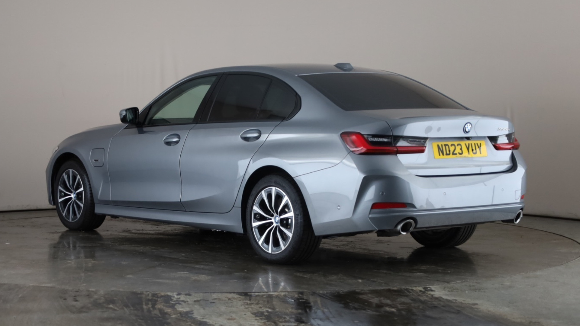 4020662 330e Sport 4dr Step Auto