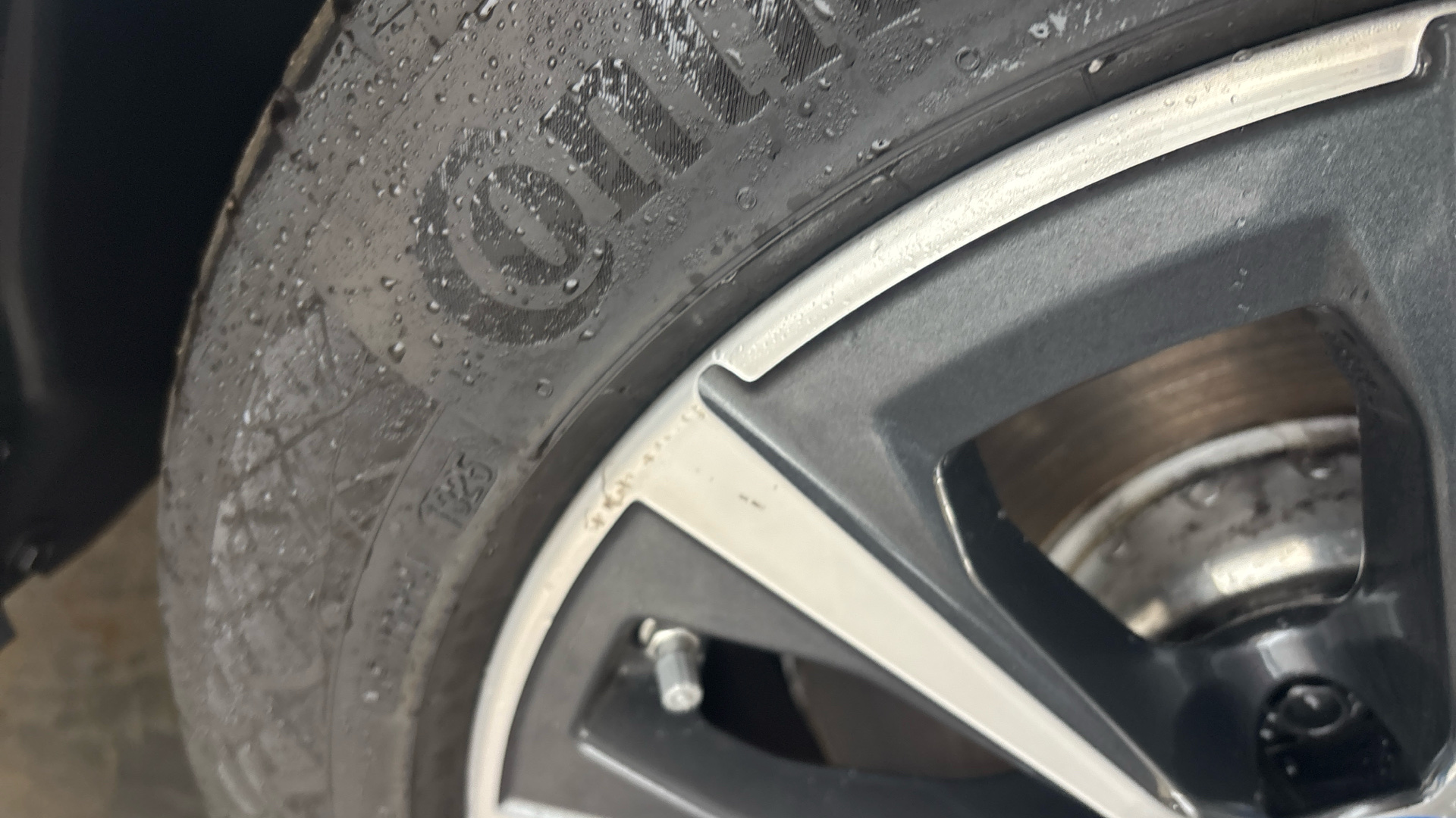 4020662 330e Sport 4dr Step Auto