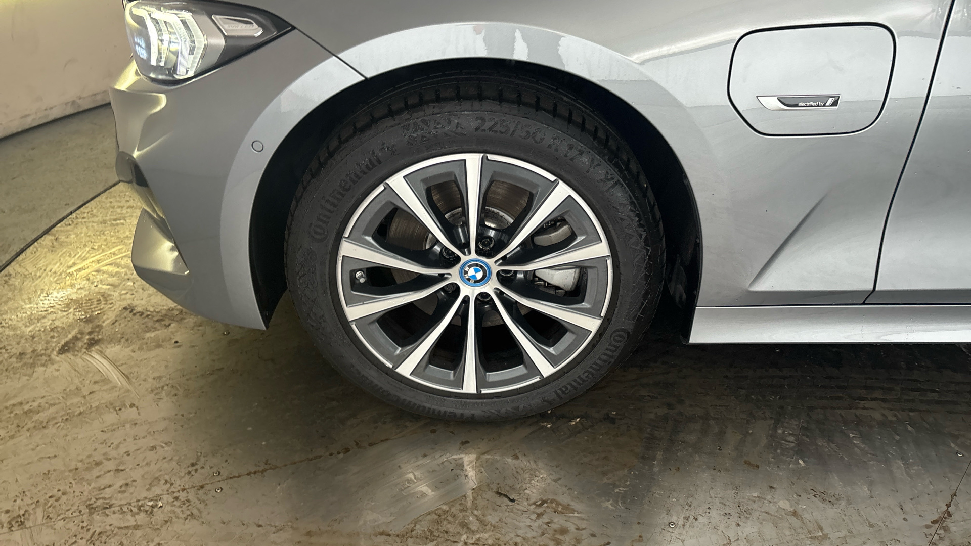 4020662 330e Sport 4dr Step Auto