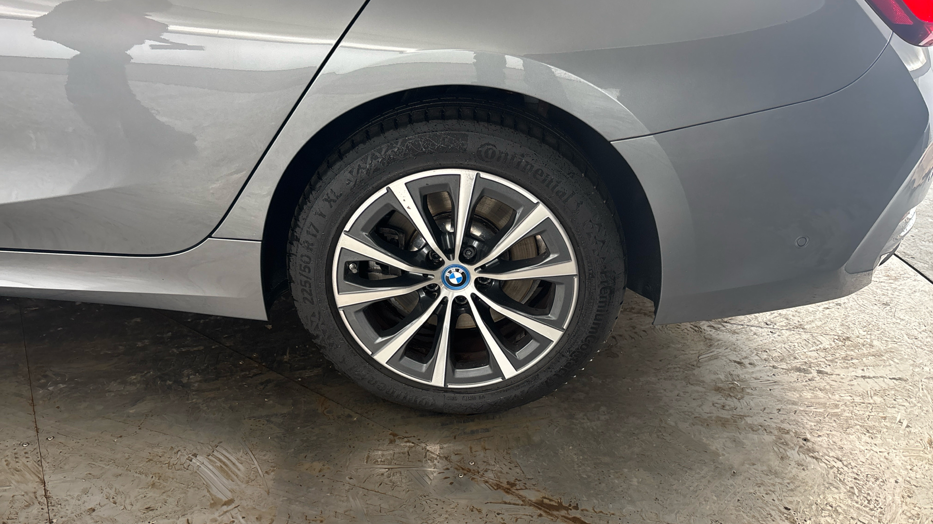 4020662 330e Sport 4dr Step Auto