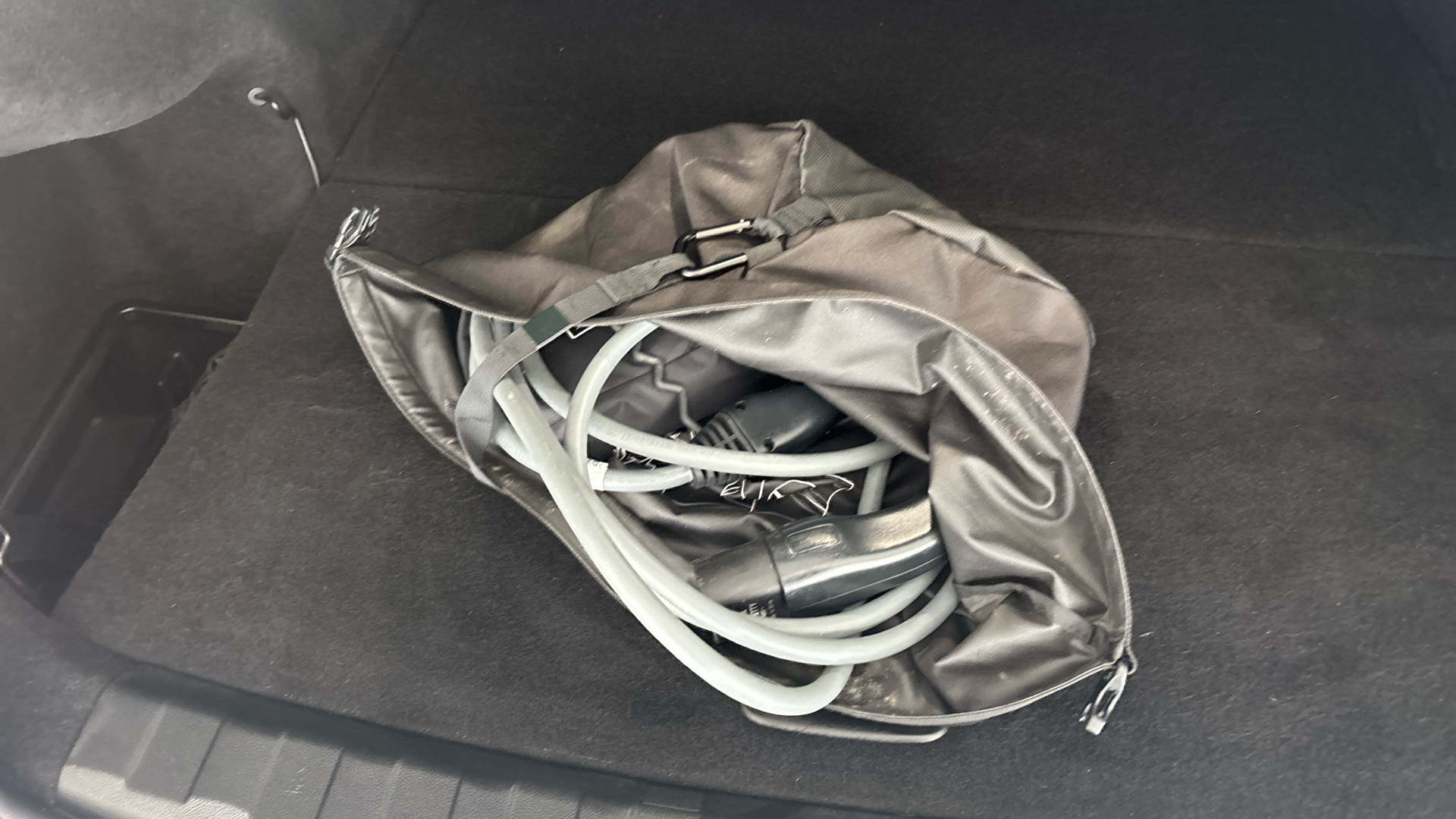 4020662 330e Sport 4dr Step Auto