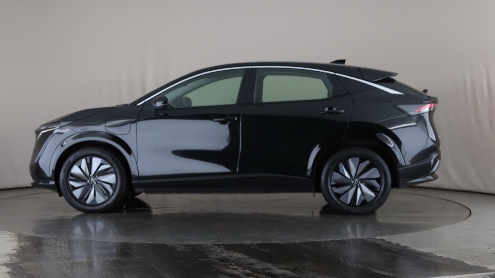 Nissan Ariya Image 2