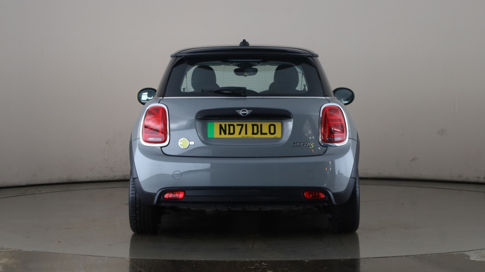 4058149 135kW Cooper S Level 1 33kWh 3dr Auto