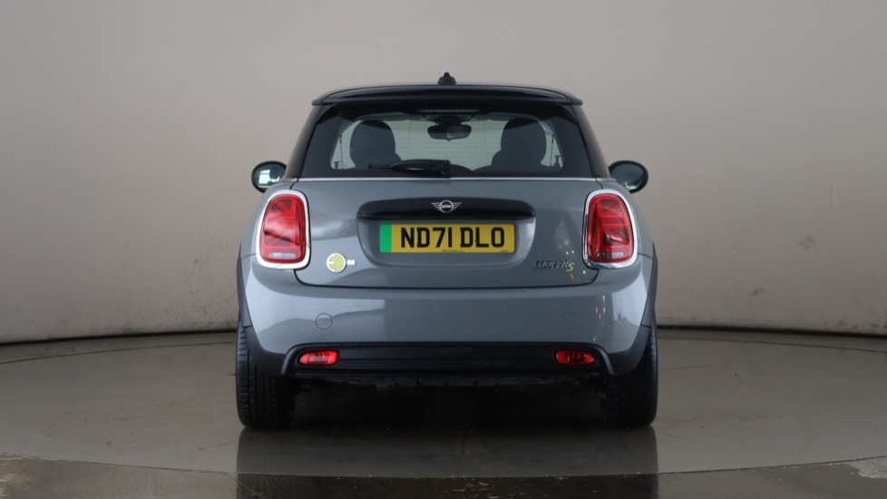 MINI HATCHBACK Image 4