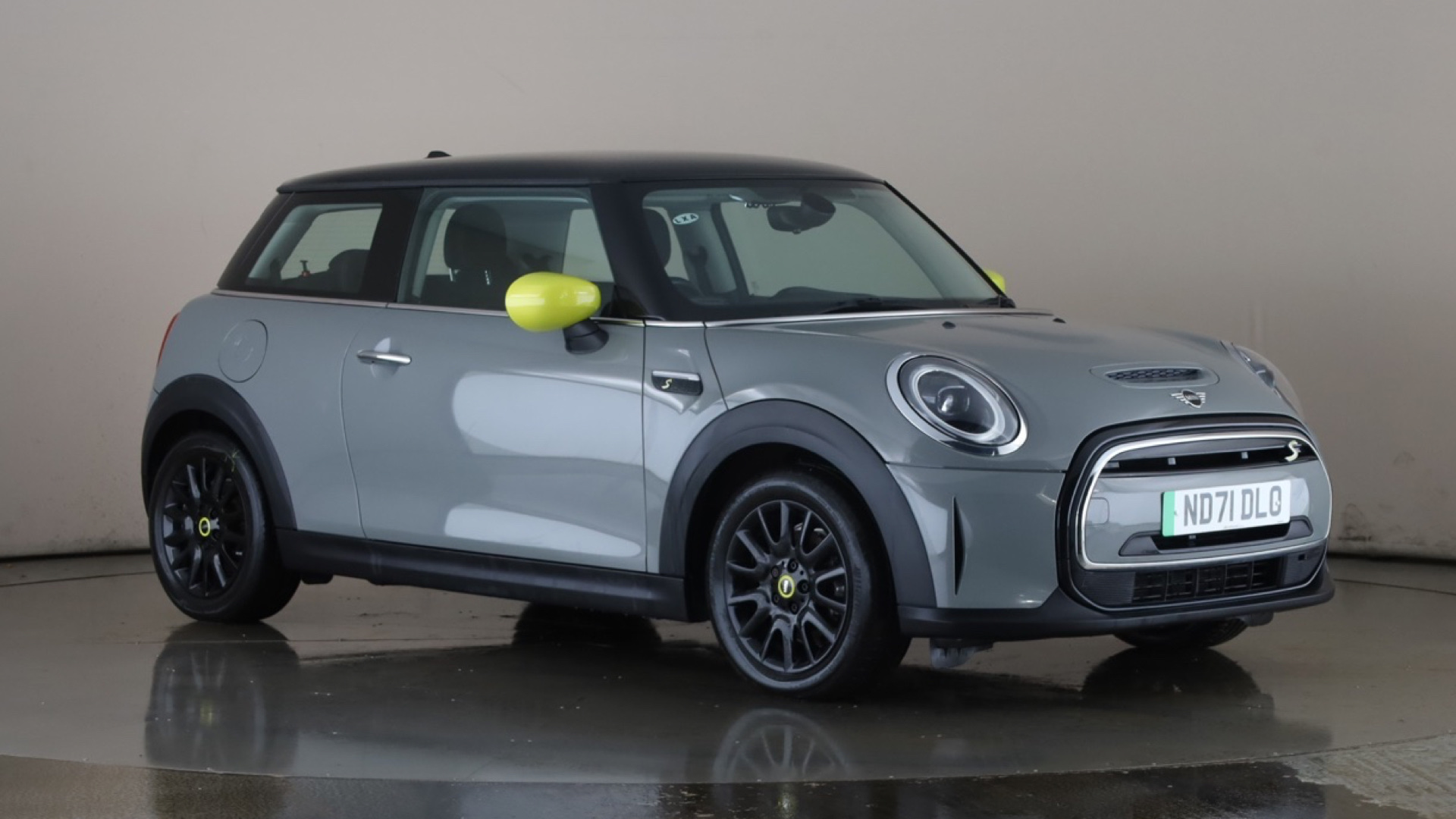 4058149 135kW Cooper S Level 1 33kWh 3dr Auto