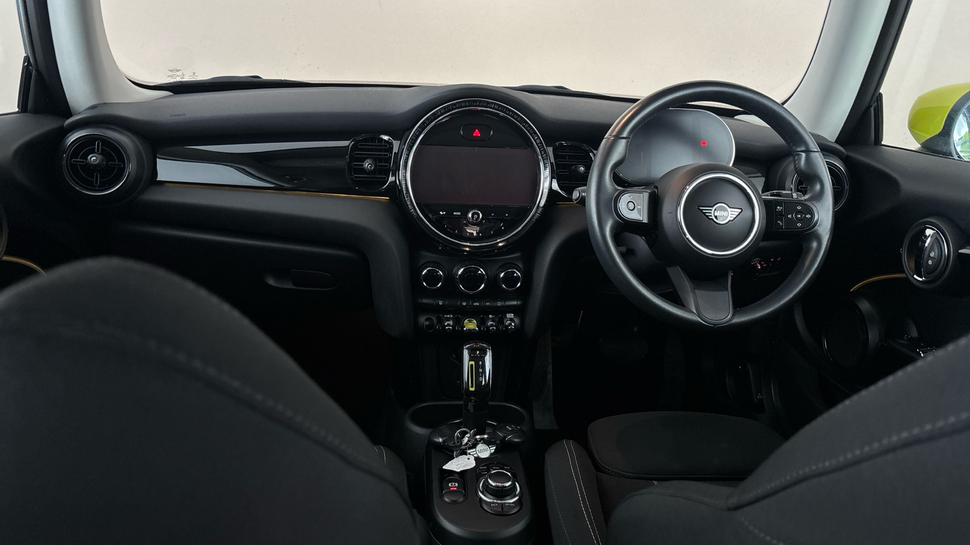 4058149 135kW Cooper S Level 1 33kWh 3dr Auto