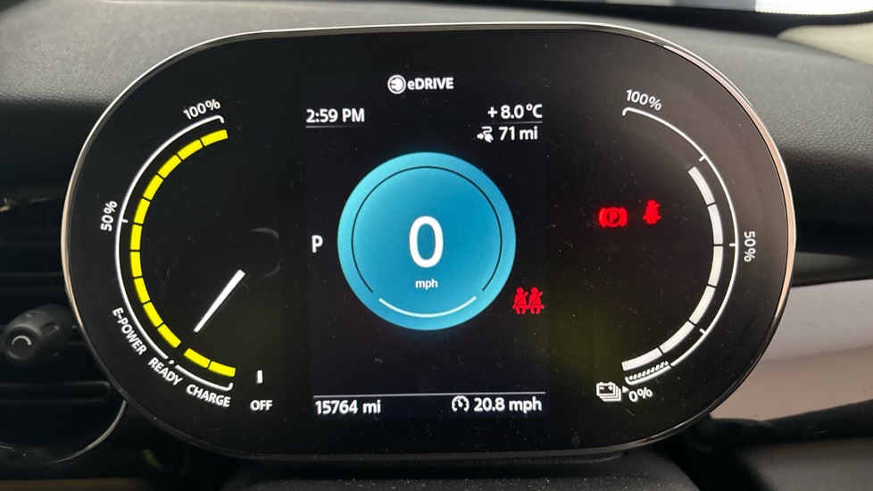 MINI HATCHBACK Image 13