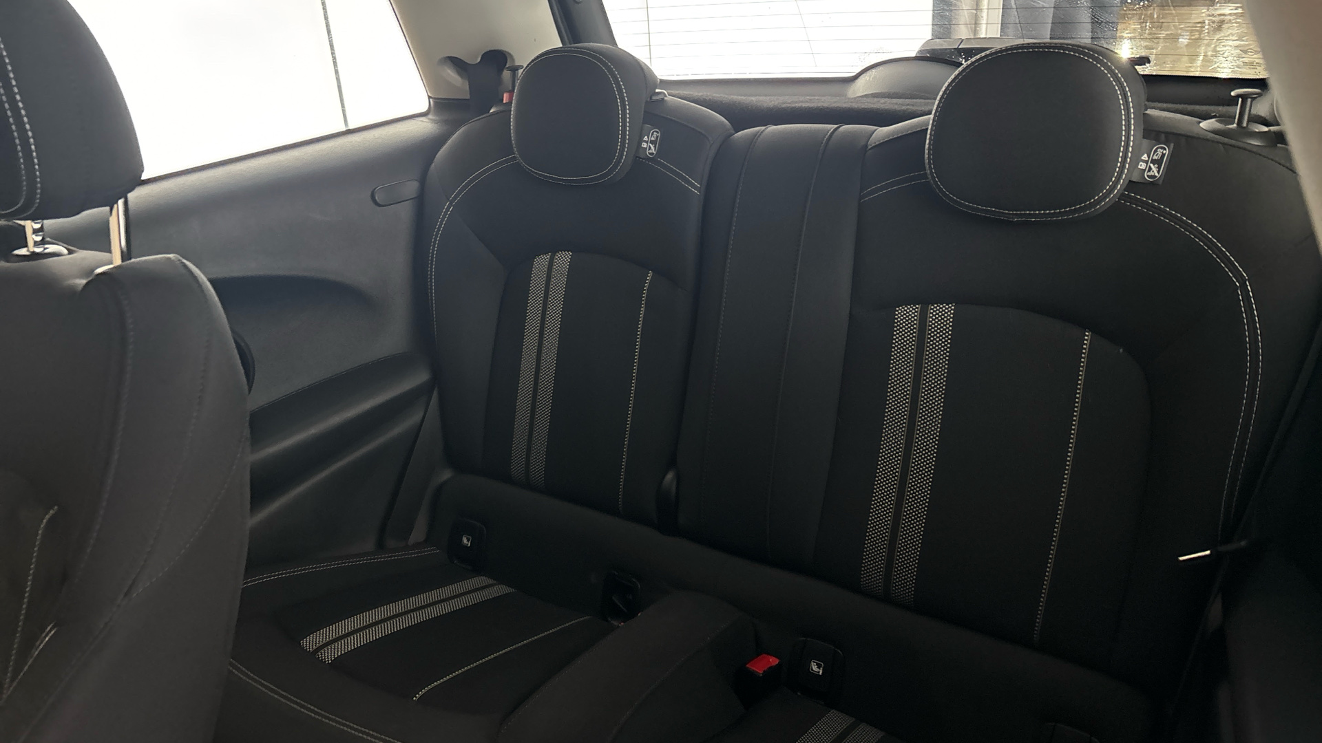 4058149 135kW Cooper S Level 1 33kWh 3dr Auto