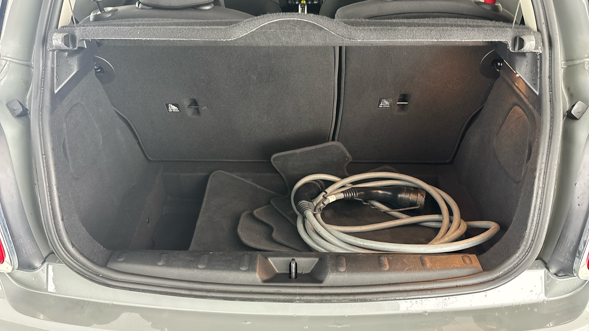 4058149 135kW Cooper S Level 1 33kWh 3dr Auto