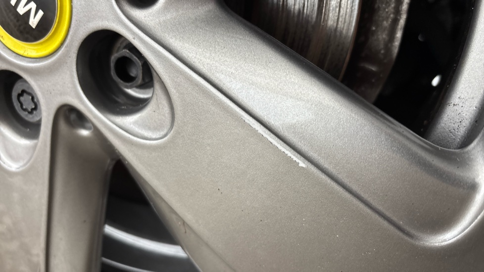 MINI HATCHBACK Scuff