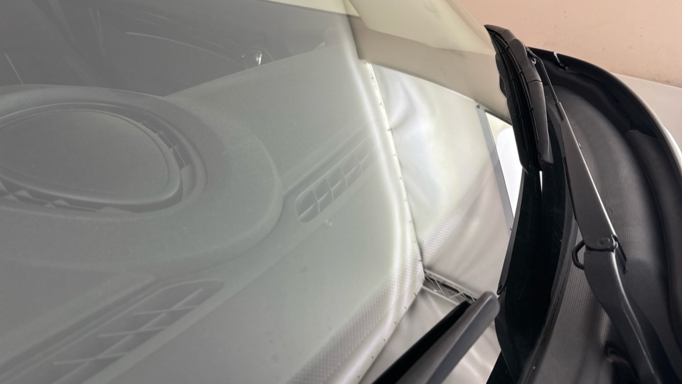 MINI HATCHBACK Chips