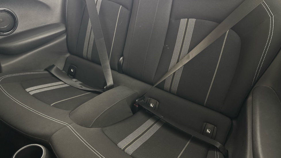 MINI HATCHBACK Image 14