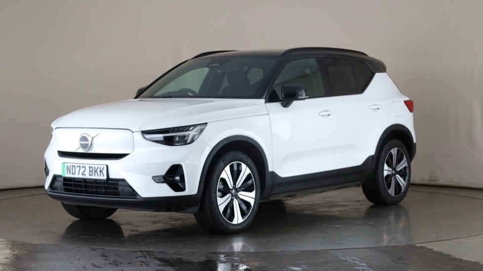 Used VOLVO XC40