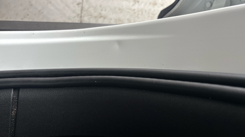 VOLVO XC40 Dents and chip