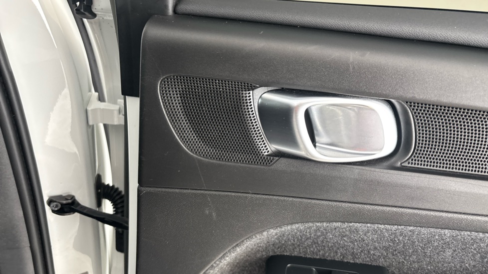 VOLVO XC40 Scuff