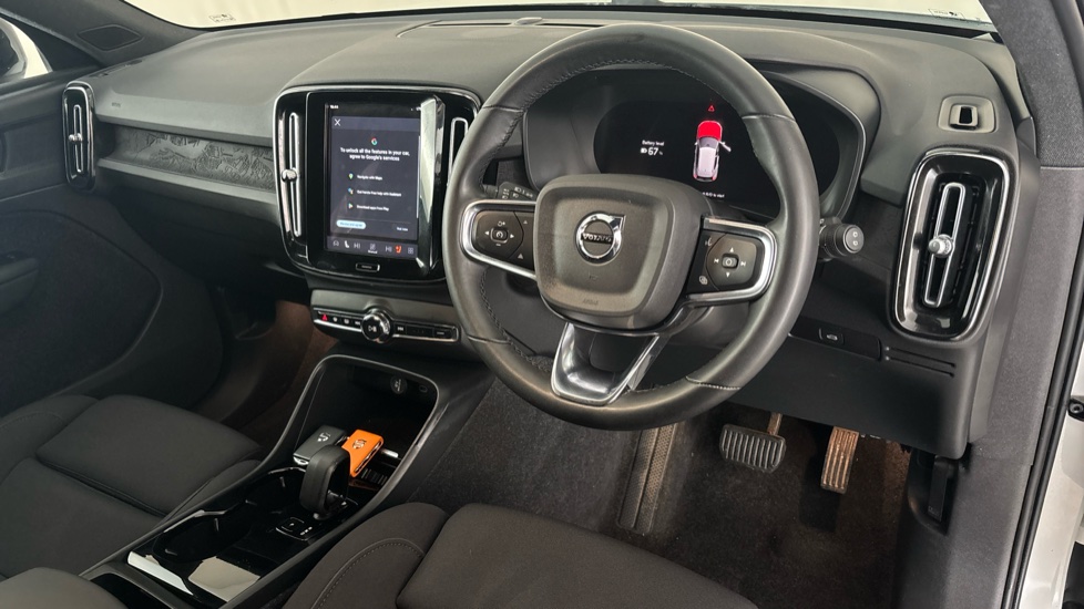 VOLVO XC40 Image 9