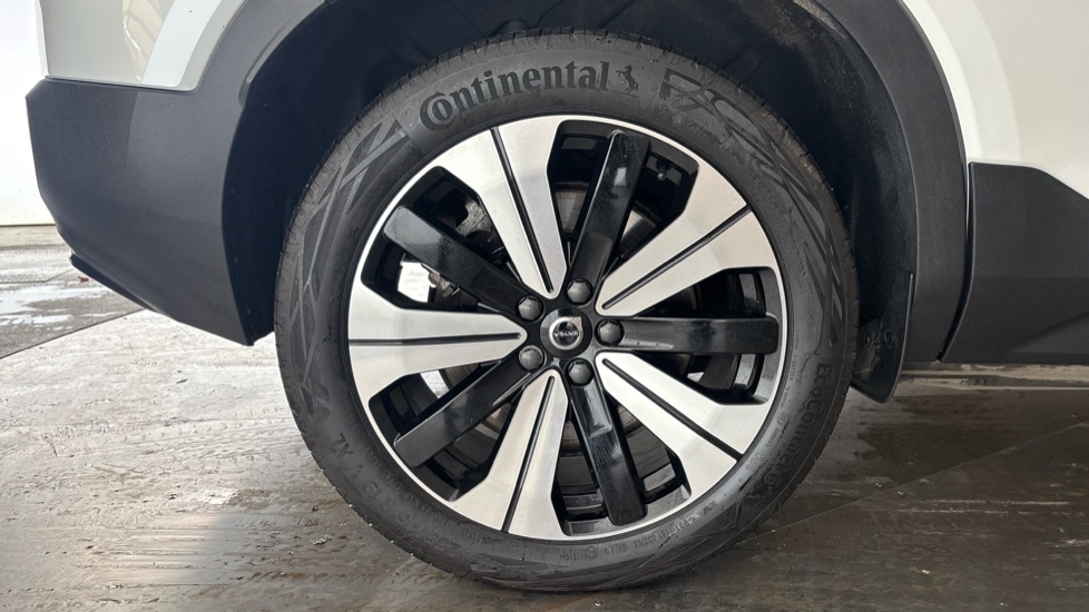 VOLVO XC40 Image 19