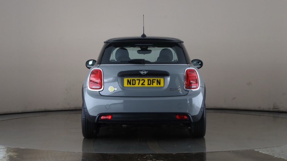 MINI HATCHBACK Image 4
