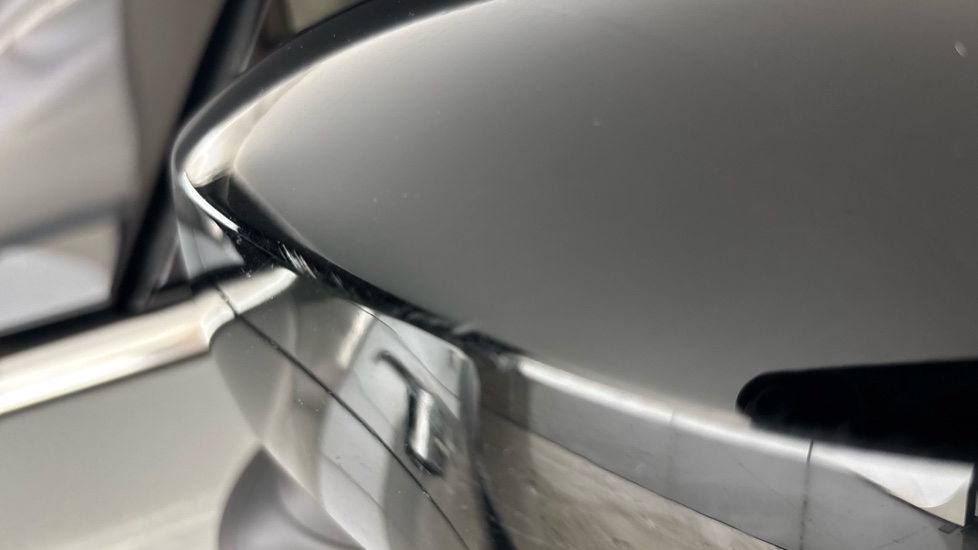 MINI HATCHBACK Scratches