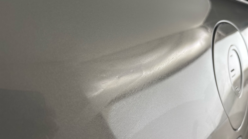 MINI HATCHBACK scratch and dents