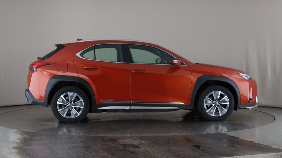 LEXUS UX Image 6