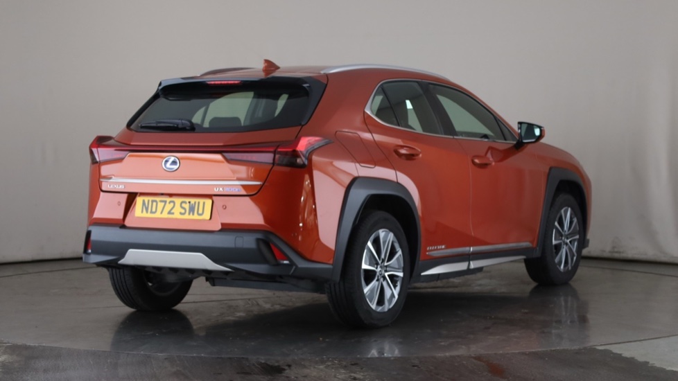 LEXUS UX Image 5