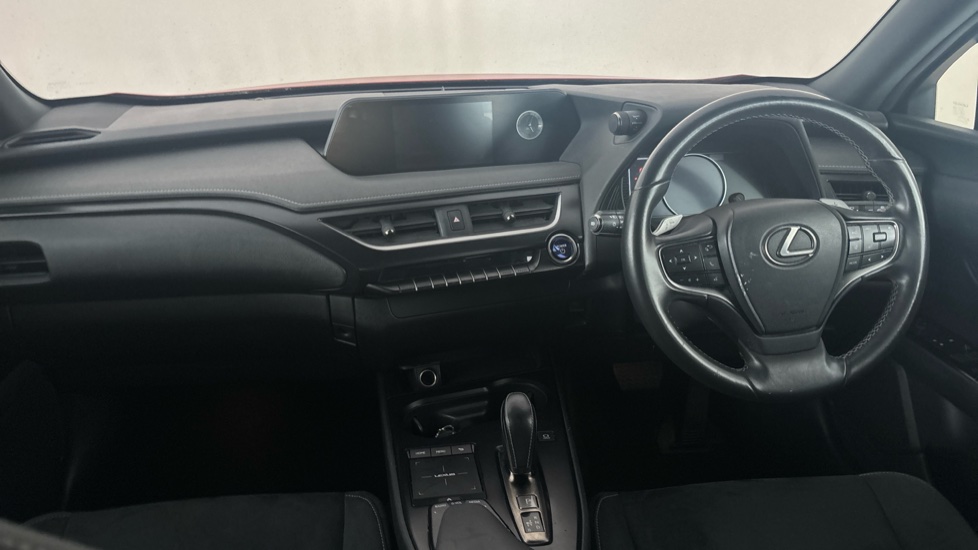 LEXUS UX Image 11
