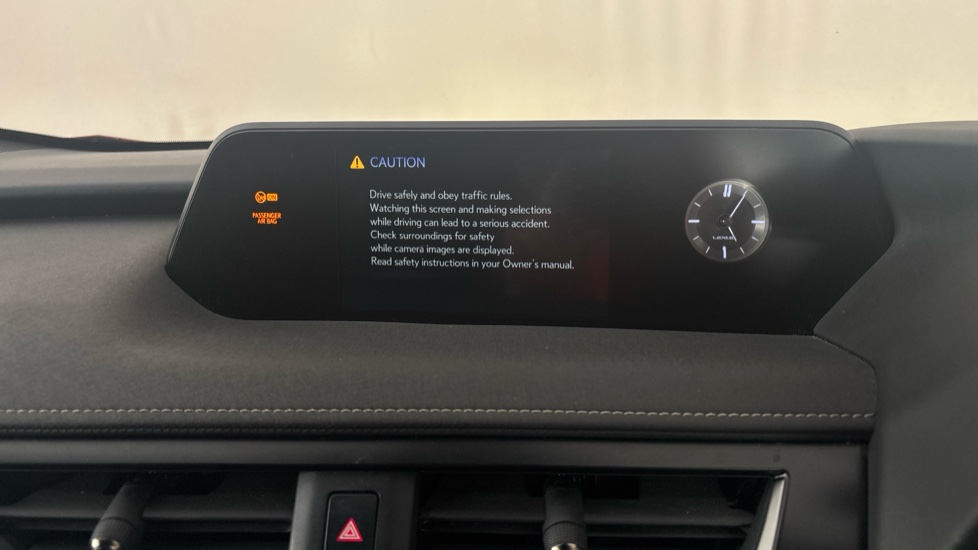 LEXUS UX Image 12
